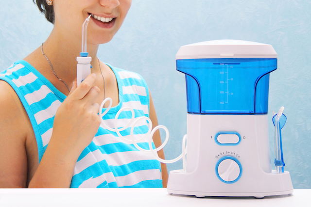 ウォーターピック・口腔洗浄機のデメリットとは｜デンタルケア家電の正しい活用方法 アリビオ矯正歯科クリニック