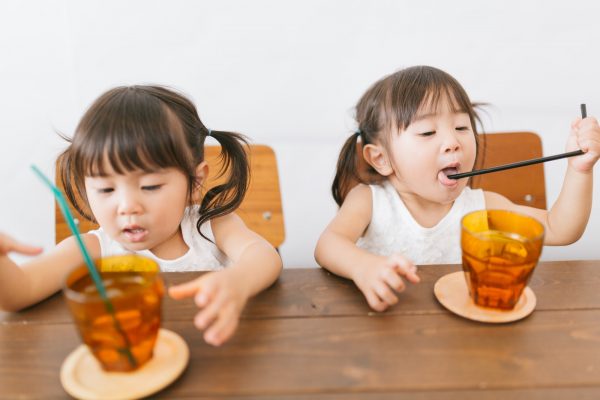 子ども　食事