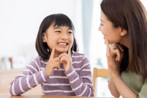 子どもの口臭の原因は？臭いのタイプや対策